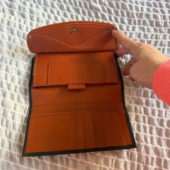 Dooney & Bourke Black and Tan Leather Wallet - Picture 2 of 3